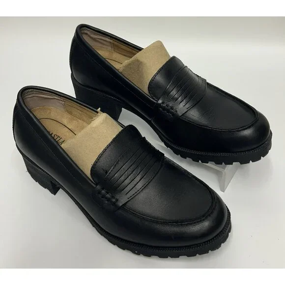 NEW Eastland Newbury Black Leather Penny Loafers Women's 10M Y2K Chunky Lug SZ10 - Picture 1 of 9
